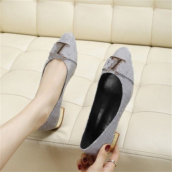 dress shoes fashion women louiseity leather high heel letter logo party wedding tourism holiday casual flat shoes viutonity 01-03, Black
dress shoes fashion women louiseity leather high heel letter logo party wedding tourism holiday casual flat shoes viutonity 01-03, Black