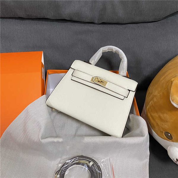 2022 quality bags classical female designers fashion luxury handbags silver hardware grace totes crossbody shoulder bag portable
2022 quality bags classical female designers fashion luxury handbags silver hardware grace totes crossbody shoulder bag portable