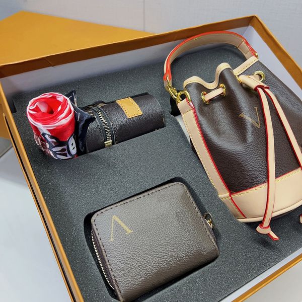 fashion woman shoulder bags designer three-piece totes handbag genuine leather classic pattern design luxury super large capacity gifts 001
fashion woman shoulder bags designer three-piece totes handbag genuine leather classic pattern design luxury super large capacity gifts 001