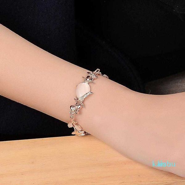 bracelets chain chain rose link gold opals leaf shape shining zircon charm bracelet hand catenary for women lovers jewelry gift, Black
bracelets chain chain rose link gold opals leaf shape shining zircon charm bracelet hand catenary for women lovers jewelry gift, Black