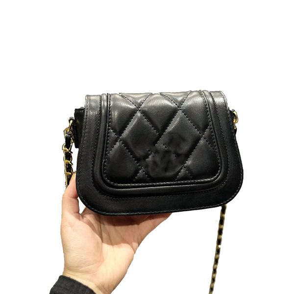 classic quilted matelasse mini flap shoulder bags crossbody cowhide trendy genuine leather chain bag original gold hardware cosmetic case de
classic quilted matelasse mini flap shoulder bags crossbody cowhide trendy genuine leather chain bag original gold hardware cosmetic case de