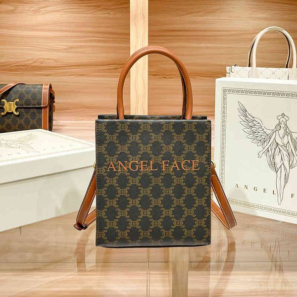 tote bag women's 2022 autumn and winter new fashion handheld one shoulder vertical music score crossbody
tote bag women's 2022 autumn and winter new fashion handheld one shoulder vertical music score crossbody