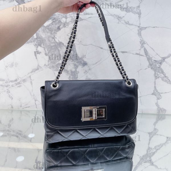 designer luxury 2.55 large flap bag silver clasp original hardware leather chain genuine leather cowhide classical black diamond lattice cro
designer luxury 2.55 large flap bag silver clasp original hardware leather chain genuine leather cowhide classical black diamond lattice cro