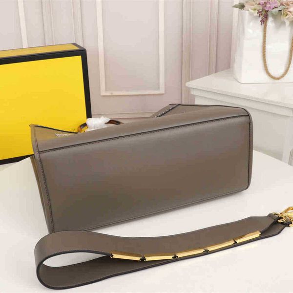 bags fashion retro fend designer messenger bag brand metal shoulder strap large capacity leather urban women messenger tote fashion ms7z
bags fashion retro fend designer messenger bag brand metal shoulder strap large capacity leather urban women messenger tote fashion ms7z
