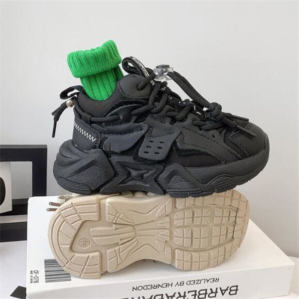 children's leather upper girls' sneakers 2022 autumn and winter new boys' casual shoes lace-up non-slip children shoes, Black;red
children's leather upper girls' sneakers 2022 autumn and winter new boys' casual shoes lace-up non-slip children shoes, Black;red