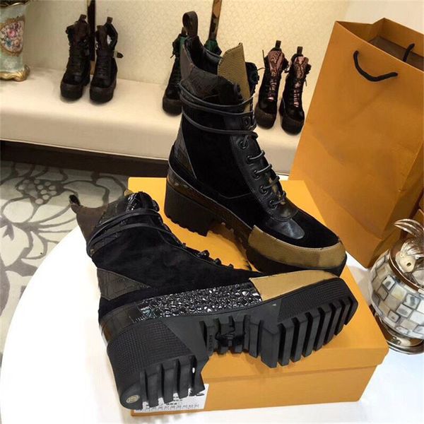 designer luxury women laureate platform desert beige boots combat boots booties with original box quality, Black
designer luxury women laureate platform desert beige boots combat boots booties with original box quality, Black