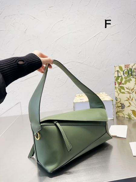 5a armpit bag women's solid color geometry women's wide shoulder casual versatile fashion easy to control various styles
5a armpit bag women's solid color geometry women's wide shoulder casual versatile fashion easy to control various styles