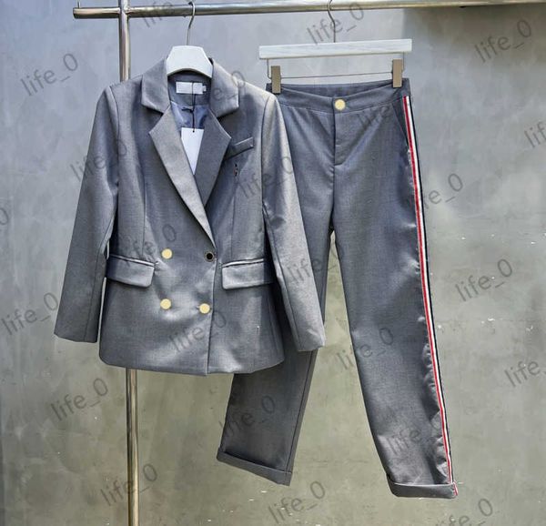 brand womens two piece pants lapel buttons back letter embroidery jackets striped roll bottoms trousers casual sports style women tracksuit, White
brand womens two piece pants lapel buttons back letter embroidery jackets striped roll bottoms trousers casual sports style women tracksuit, White
