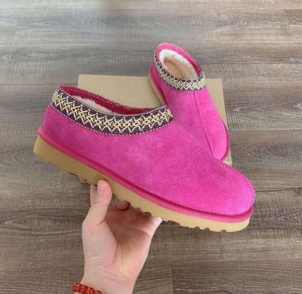 2022 australia mini snow boots ankle boot shoes short bottes fashion martin designer winter warm wool real leather platform, Black
2022 australia mini snow boots ankle boot shoes short bottes fashion martin designer winter warm wool real leather platform, Black