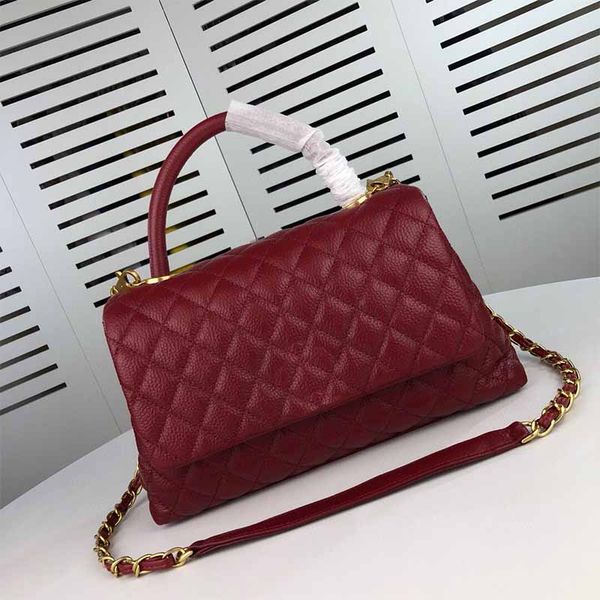 handbag fashion designer bags woman tote bag cow skin litchi pattern chain single shoulder crossbody bag metal logo high capacity coverage h
handbag fashion designer bags woman tote bag cow skin litchi pattern chain single shoulder crossbody bag metal logo high capacity coverage h