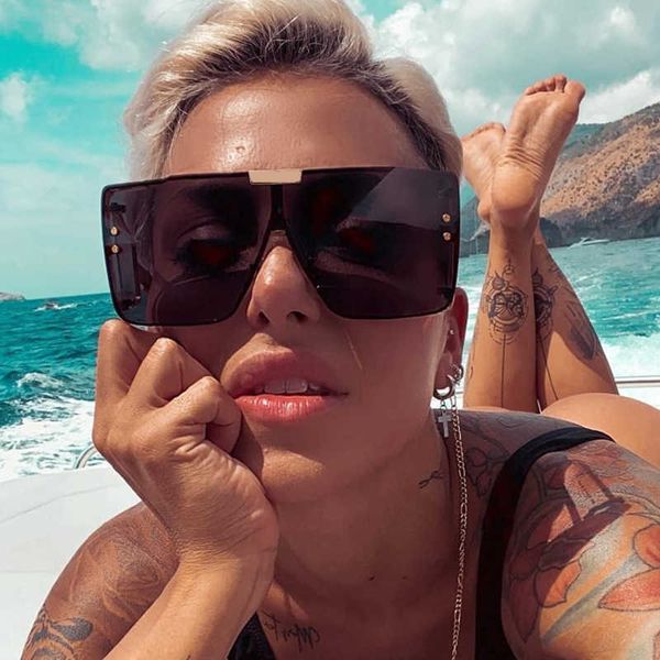 2022 new steampunk large frame sunglasses women's net red the same style surrounded by sunglasses women 50662, White;black
2022 new steampunk large frame sunglasses women's net red the same style surrounded by sunglasses women 50662, White;black