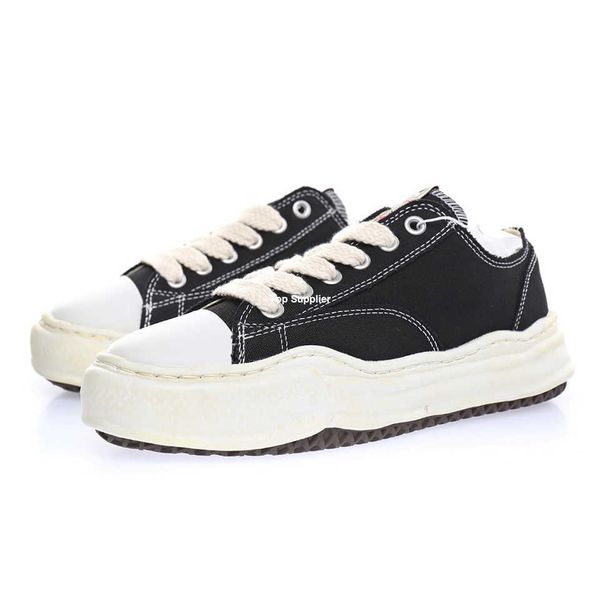 brand shoes maison mihara yasuhiro canvas toe cap mmy platform vintage sneakers platforms chunky, White;red
brand shoes maison mihara yasuhiro canvas toe cap mmy platform vintage sneakers platforms chunky, White;red