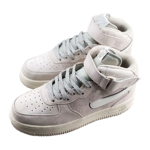 luxury brand 2022 autumn and winter new high british men's and women's same style leisure sleepers outdoor shoes
luxury brand 2022 autumn and winter new high british men's and women's same style leisure sleepers outdoor shoes