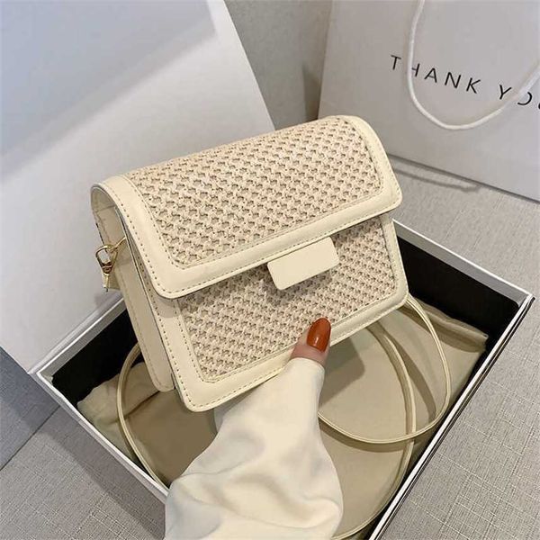 messenger bags popular 2022 new women's texture messenger trend leisure one shoulder small square bag
messenger bags popular 2022 new women's texture messenger trend leisure one shoulder small square bag