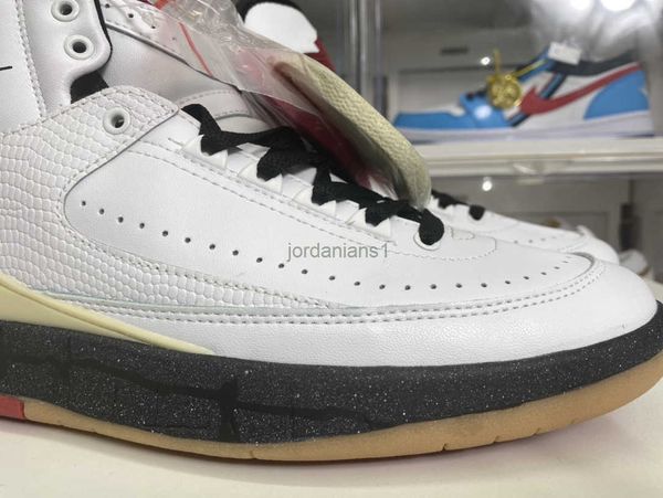 designer shoes basketball jumpman 2 high sp white/varsity red-black round-up trainers sneaker sports rubber outsole size us6-12
designer shoes basketball jumpman 2 high sp white/varsity red-black round-up trainers sneaker sports rubber outsole size us6-12