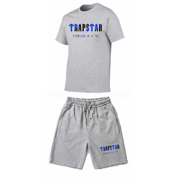 men's tracksuits trapstar tracksuit set men t shirtshorts sets summer sportswear jogging pants streetwear harajuku tshirt suit 220602, Gray
men's tracksuits trapstar tracksuit set men t shirtshorts sets summer sportswear jogging pants streetwear harajuku tshirt suit 220602, Gray