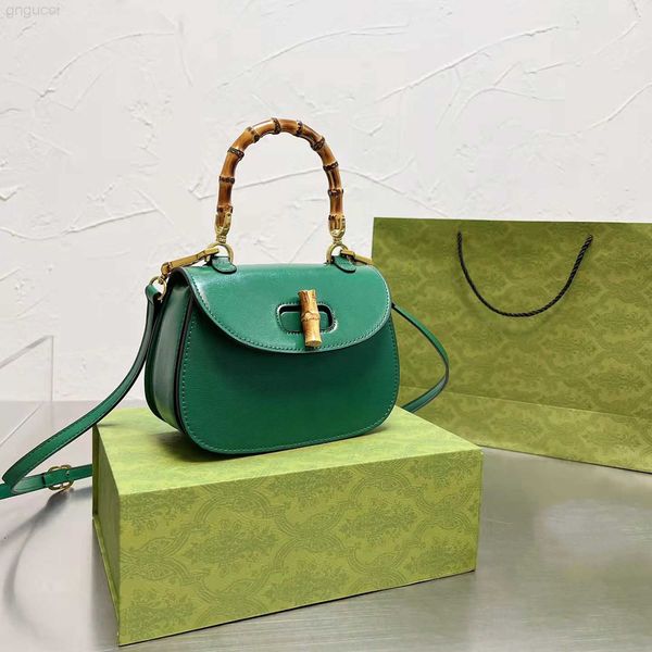 luxury designers handbags single shoulder bags bamboobag designer bag simple large capacity practical women's bag is very
luxury designers handbags single shoulder bags bamboobag designer bag simple large capacity practical women's bag is very