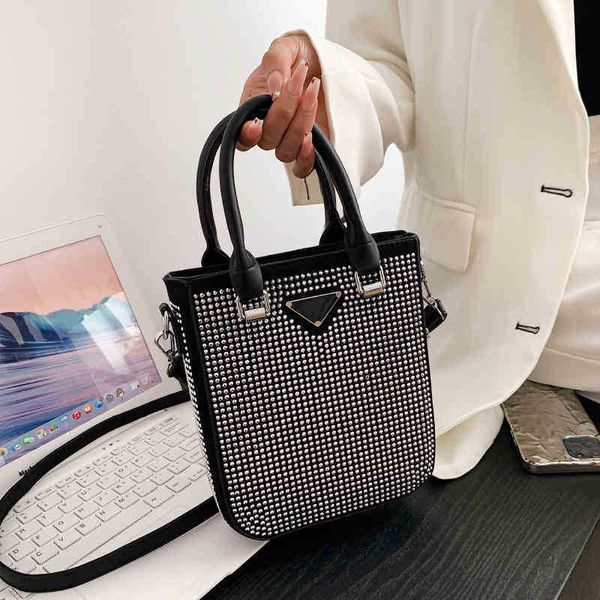 bag women's bag 2022 new texture rhinestone small square fashion tote diamond set portable one shoulder crossbody handbags
bag women's bag 2022 new texture rhinestone small square fashion tote diamond set portable one shoulder crossbody handbags