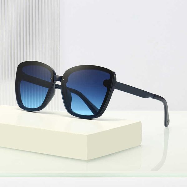 fashion designer sunglasses brand uv400 glasses metal full frame luxury sunglasses men women mirror sunglassess lenses with case 2023, White;black
fashion designer sunglasses brand uv400 glasses metal full frame luxury sunglasses men women mirror sunglassess lenses with case 2023, White;black
