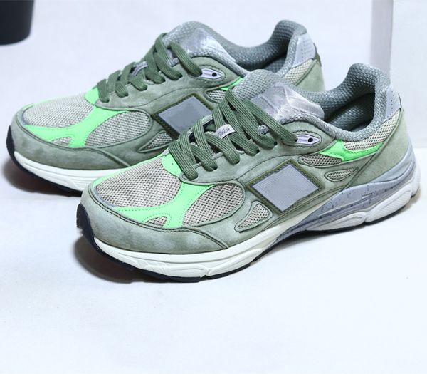 990 light olive leisure running shoes auxiliary sand color fluorescent green spotted elements with white gray soles upper breathable mesh su, Black
990 light olive leisure running shoes auxiliary sand color fluorescent green spotted elements with white gray soles upper breathable mesh su, Black