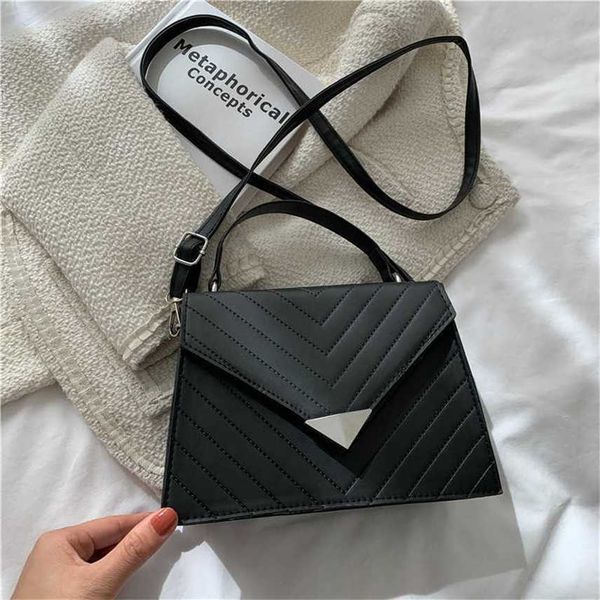 small bags are popular women's new style handbag in autumn and winter sling single shoulder messenger bag
small bags are popular women's new style handbag in autumn and winter sling single shoulder messenger bag