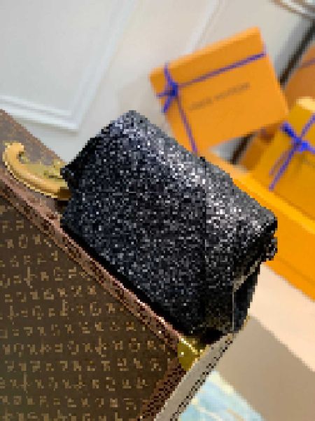 luxury quality brand designer bags new flap messenger bag m30807 letter handbags shoulder messenger bag aw8q, Black;white
luxury quality brand designer bags new flap messenger bag m30807 letter handbags shoulder messenger bag aw8q, Black;white