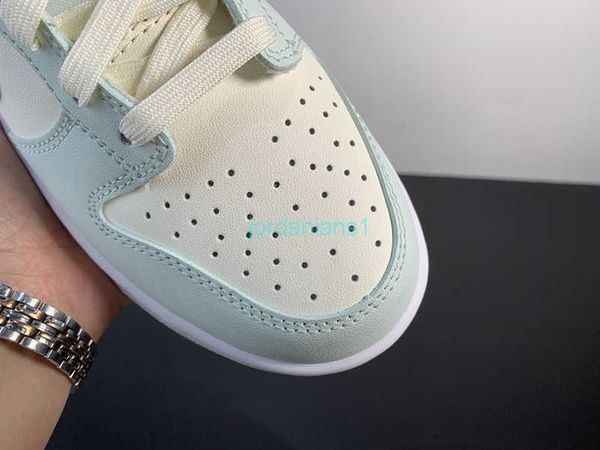 designer shoes skateboard wmns low barely green snrks color sail/crimson tint-barely green running trainers
designer shoes skateboard wmns low barely green snrks color sail/crimson tint-barely green running trainers