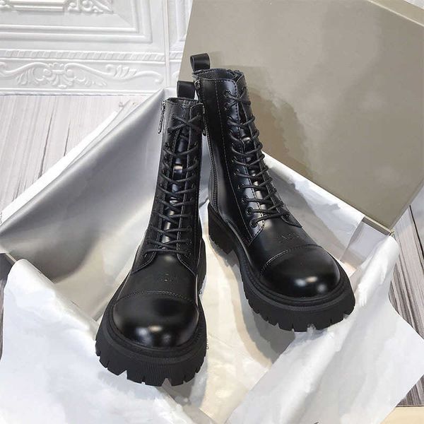 boots in autumn 2022 the new of b martin women's heel thick soled british style cavalry boots family lace up, Black
boots in autumn 2022 the new of b martin women's heel thick soled british style cavalry boots family lace up, Black