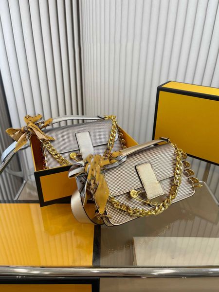 new autumn and winter bags women's plush hand-carrying dull polish bag handbag handbags limited style chain genuine leather shoulder di
new autumn and winter bags women's plush hand-carrying dull polish bag handbag handbags limited style chain genuine leather shoulder di