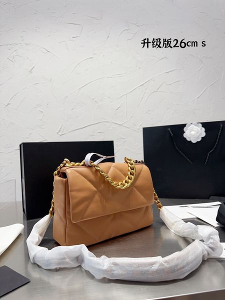 luxury tote purses brand handbag message bags shoulder bag genuine leather cluth crossbody 5a quality lambskin totes chain 30cm quilted doub
luxury tote purses brand handbag message bags shoulder bag genuine leather cluth crossbody 5a quality lambskin totes chain 30cm quilted doub