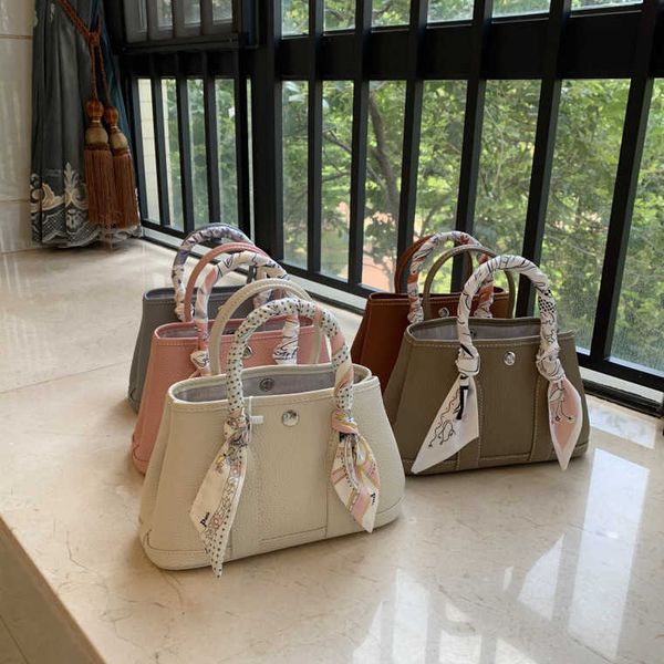 herme garden handbags new 25cm womens head leather leisure one shoulder diagonal span portable tot commuter bag wm
herme garden handbags new 25cm womens head leather leisure one shoulder diagonal span portable tot commuter bag wm