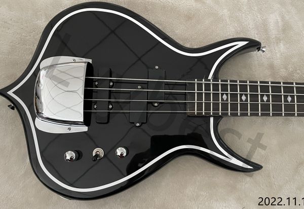 lvyelectric 4string bass guitar chrome parts with tail cover black body with white edge lines rosewood fingerboard
lvyelectric 4string bass guitar chrome parts with tail cover black body with white edge lines rosewood fingerboard