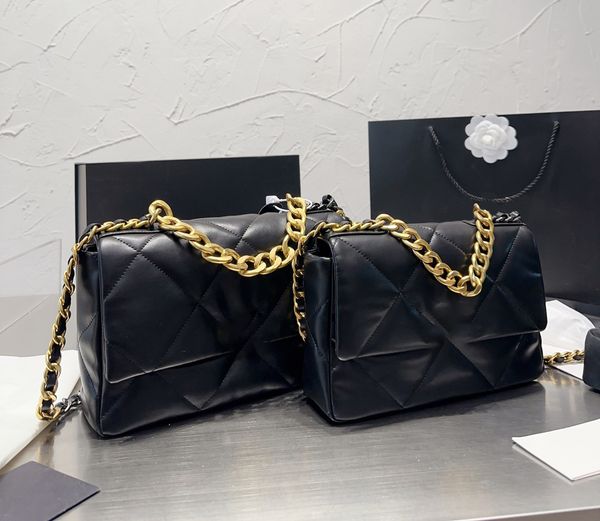 luxury tote purses brand handbag message bags shoulder bag genuine leather cluth crossbody 5a quality lambskin totes chain 30cm quilted doub
luxury tote purses brand handbag message bags shoulder bag genuine leather cluth crossbody 5a quality lambskin totes chain 30cm quilted doub