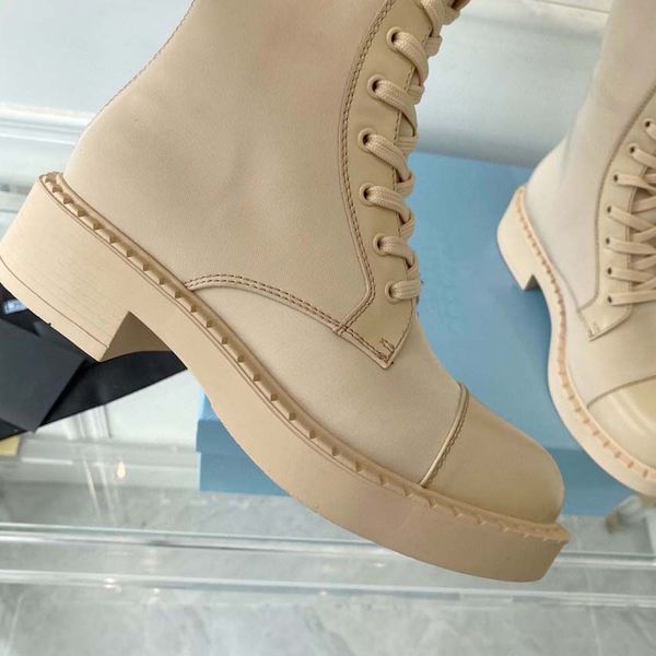 luxury designer pocket boots martin boot rubber boots knee lace up shoes glossy leather fashion comfortable casual warm booties, Black
luxury designer pocket boots martin boot rubber boots knee lace up shoes glossy leather fashion comfortable casual warm booties, Black