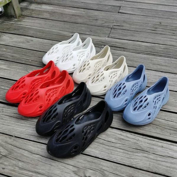 2020 new slides foam runner fashion slippers bone desert sand resin beach antiskid mens womens sandal male slipper platform loafers o kbz, Black
2020 new slides foam runner fashion slippers bone desert sand resin beach antiskid mens womens sandal male slipper platform loafers o kbz, Black