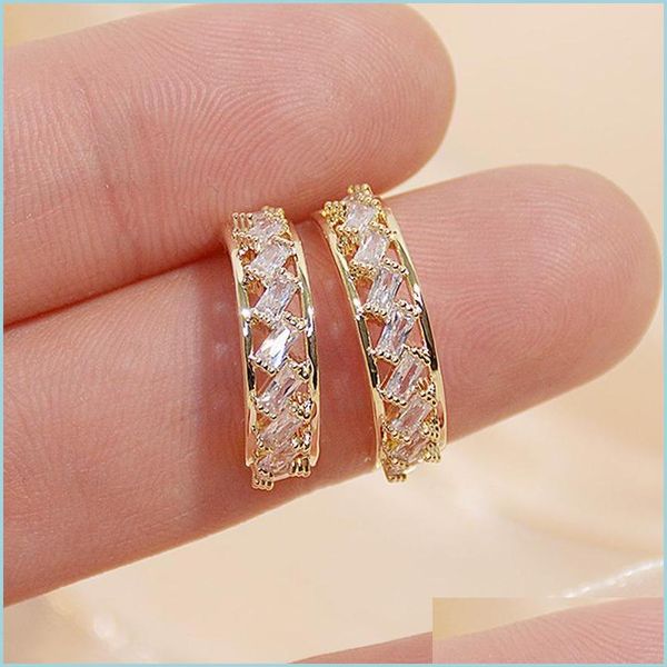 stud stud korean exquisite hollow crystal circle earring for women cubic zircon elegant earrings wedding jewelry pendant drop deliver dhs79, Golden;silver
stud stud korean exquisite hollow crystal circle earring for women cubic zircon elegant earrings wedding jewelry pendant drop deliver dhs79, Golden;silver