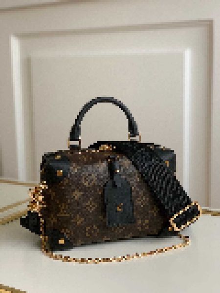 luxury quality brand designer petite malle souple box m45531 m45571 letter handbags shoulder messenger bag 5dnp, Black
luxury quality brand designer petite malle souple box m45531 m45571 letter handbags shoulder messenger bag 5dnp, Black