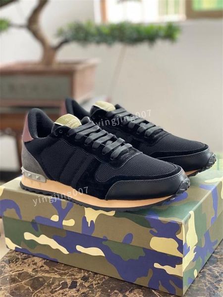 2022 stylist shoes boots shiny men leather loafers platform sneakers pointed casual shoe triangle logo sneaker valentinoes valentinoity ffa, Black
2022 stylist shoes boots shiny men leather loafers platform sneakers pointed casual shoe triangle logo sneaker valentinoes valentinoity ffa, Black