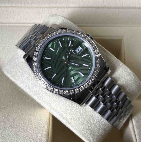 mens sapphire lens waterproof watch 41mm triangle pit bezel gold dial watch 2813 automatic mechanical date stainless steel luxury gift, Slivery;golden
mens sapphire lens waterproof watch 41mm triangle pit bezel gold dial watch 2813 automatic mechanical date stainless steel luxury gift, Slivery;golden