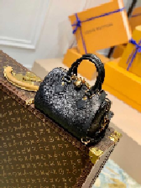 luxury brand designer shopping bags speedy bandouliere 20 bag m58953 black women tote travel bag real leather handbags shoulder evening bag, Black;white
luxury brand designer shopping bags speedy bandouliere 20 bag m58953 black women tote travel bag real leather handbags shoulder evening bag, Black;white