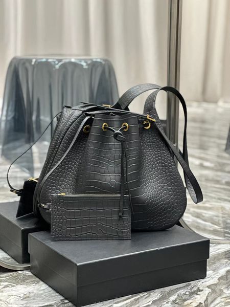 5a quality totes designer bag chain crossbody luxury lady handbag bags shoulder fashion shoulder designers brand
5a quality totes designer bag chain crossbody luxury lady handbag bags shoulder fashion shoulder designers brand