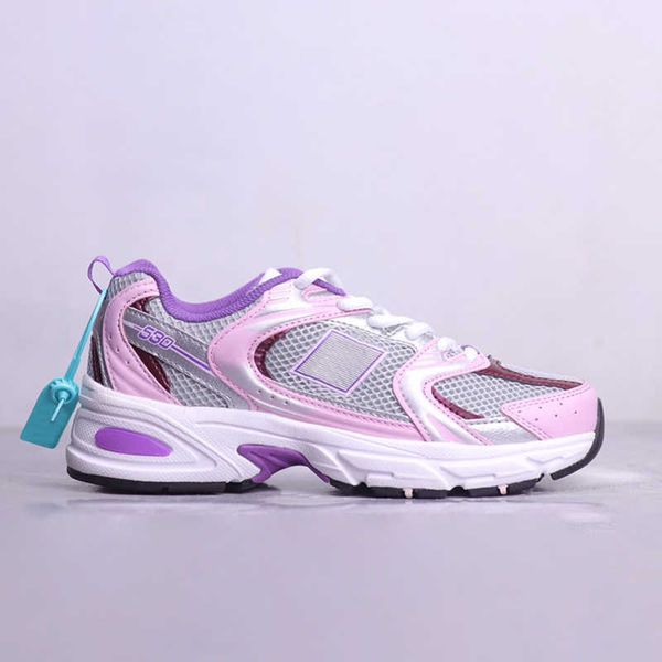 new running runing shoes designer sneakers women trainers black white red silver metallic blue moonbeam sea salt light runners 2022 fashion
new running runing shoes designer sneakers women trainers black white red silver metallic blue moonbeam sea salt light runners 2022 fashion