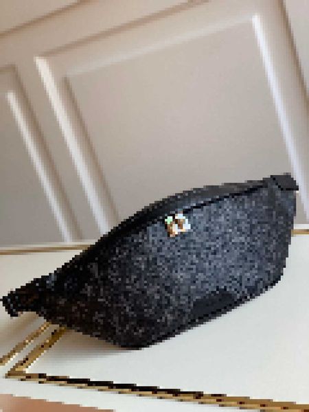luxury brand designer waist bags discovery bumbag m44388 m44336 men shoulder bag real leather belt long wallet chain wallets purse clutches, Black;white
luxury brand designer waist bags discovery bumbag m44388 m44336 men shoulder bag real leather belt long wallet chain wallets purse clutches, Black;white