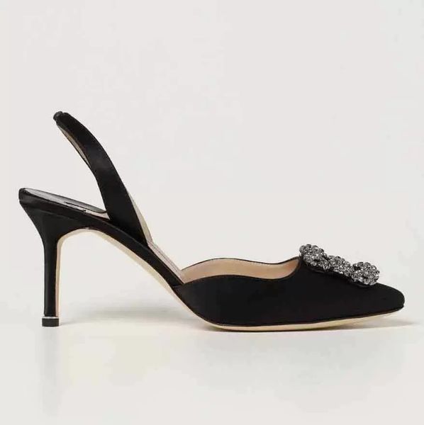 22ss luxury designer brands sandal slipper heel lurum 90mm crystal-embellished satin mules strap crystal embellished 35-42, Black
22ss luxury designer brands sandal slipper heel lurum 90mm crystal-embellished satin mules strap crystal embellished 35-42, Black