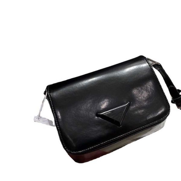 purse 21 new badge flip medieval patent leather sling single shoulder strap tofu messenger bag women's fashion handbag
purse 21 new badge flip medieval patent leather sling single shoulder strap tofu messenger bag women's fashion handbag