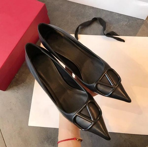 women pointed shoes v square buckle high heel shoes 6cm 8cm 10cm genuine leather nude black matte red wedding shoe with box 34-44
women pointed shoes v square buckle high heel shoes 6cm 8cm 10cm genuine leather nude black matte red wedding shoe with box 34-44