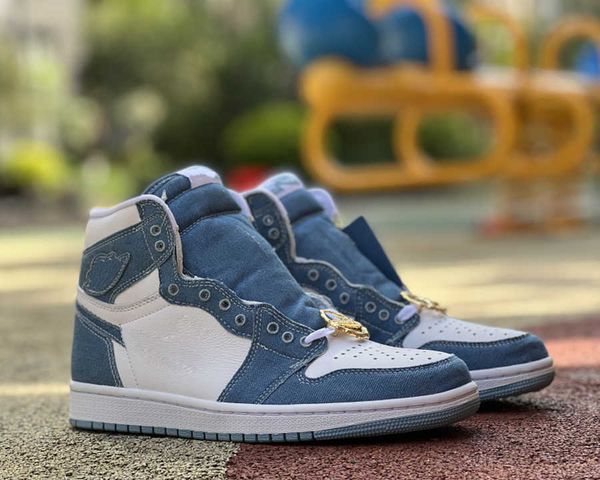 designer shoes sneakers running shoe outdoor trainers basketball denim white blue-metallic gold 1s jumpman 1, Black
designer shoes sneakers running shoe outdoor trainers basketball denim white blue-metallic gold 1s jumpman 1, Black