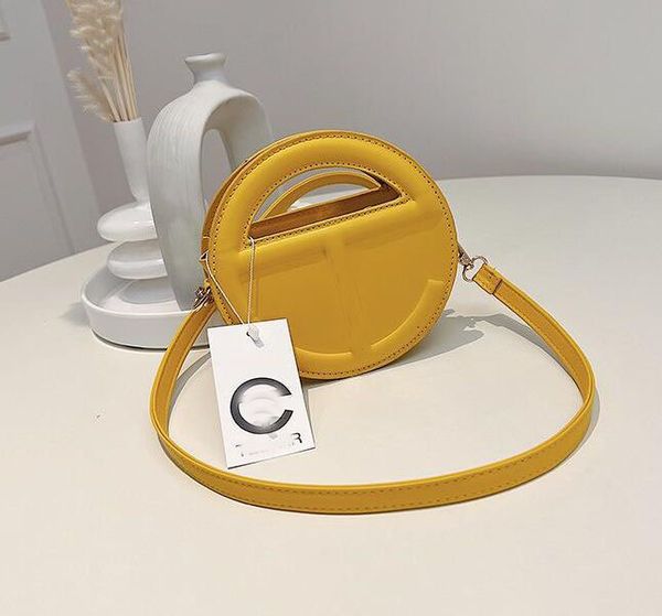 handbag fashion portable women single shoulder messenger bags small round bag versatile bag 21217cm4753055, Black;red
handbag fashion portable women single shoulder messenger bags small round bag versatile bag 21217cm4753055, Black;red