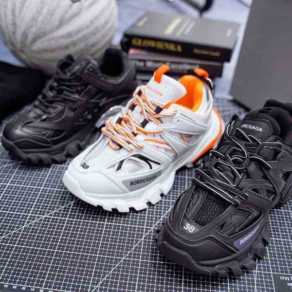 sneakers sports balencigas designer shoes fashion paris dad track the third generation men's and women's same summer high street l
sneakers sports balencigas designer shoes fashion paris dad track the third generation men's and women's same summer high street l