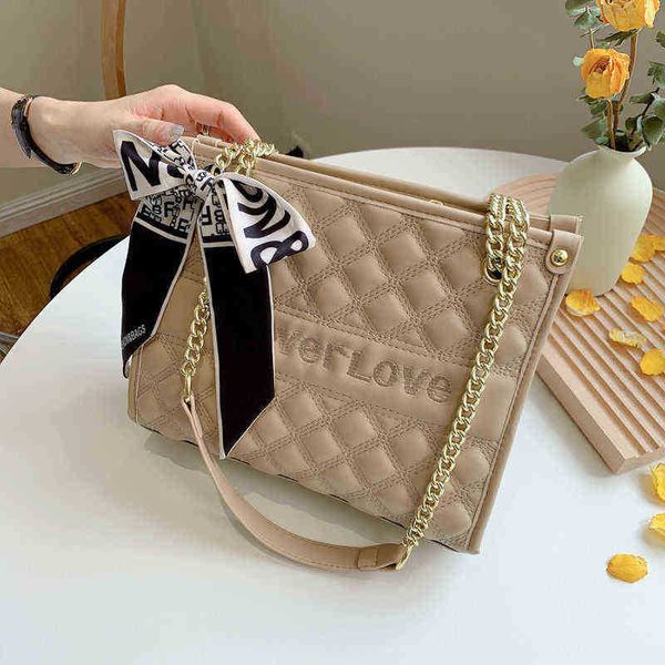 handbags outlet silk scarf large capacity bag 2022 summer new high sense style one shoulder messenger tote bag
handbags outlet silk scarf large capacity bag 2022 summer new high sense style one shoulder messenger tote bag